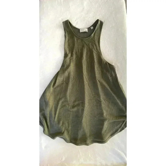 Aritzia Womans Sweater Muscle Tank - Picture 1 of 5